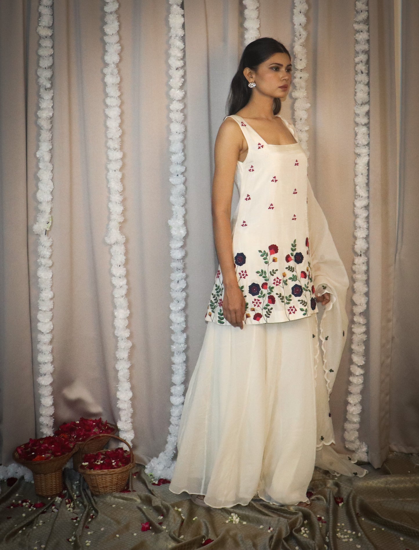 Ivory Gul Kurta Set
